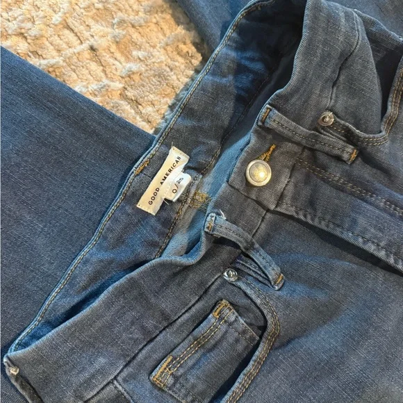 Good American Mid rise stretch jeans - Picture 6 of 7